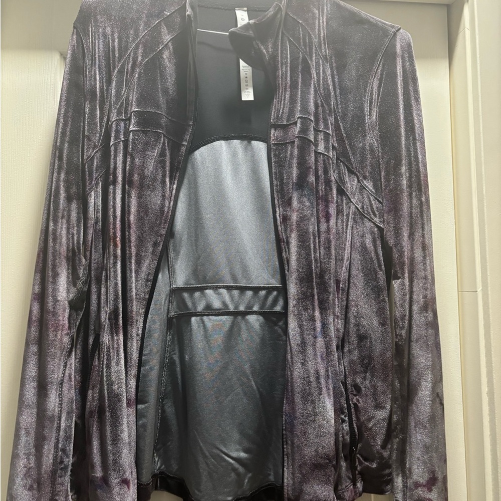 New without tags velvet lululemon zip up - Picture 5 of 7